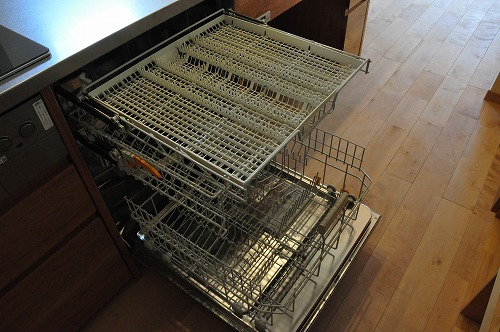 ミーレ25周年モデル食洗機のついたオーダーキッチンとカウンターテーブルを一緒に製作 no.5055  イメージ-6