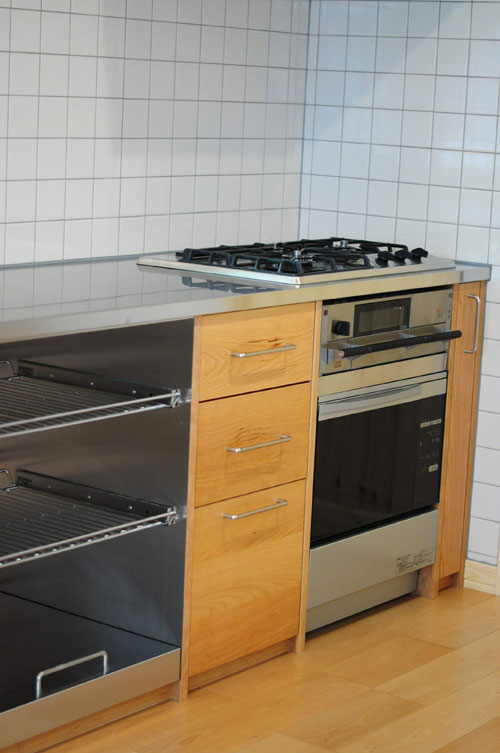 4m以上ある長いステンレスシンク一体天板とアスコ食洗機のあるキッチン　5096  イメージ-9